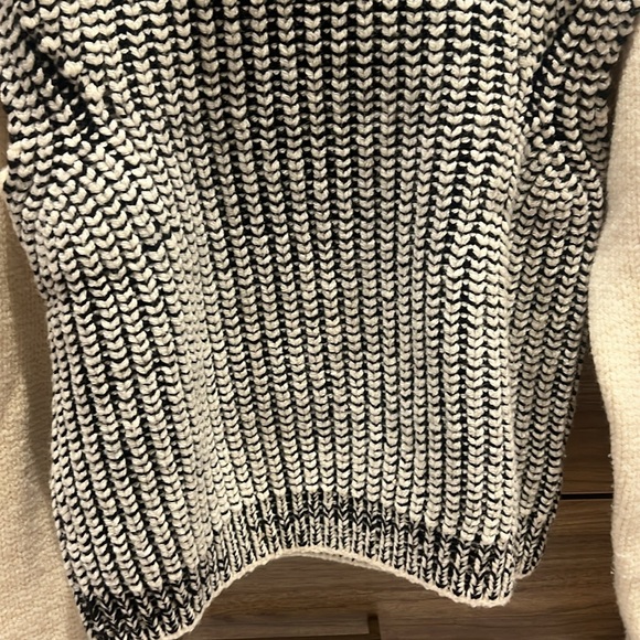 ba&sh Monochrome Knit Women's Sweater - Picture 3 of 4